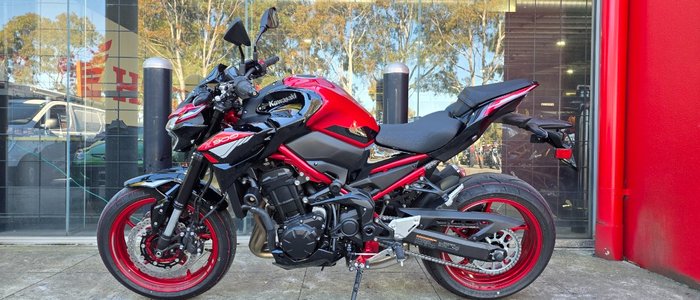 2024 Kawasaki Z900 (ZR900)