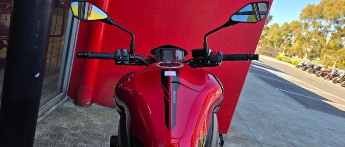 2024 Kawasaki Z900 (ZR900)
