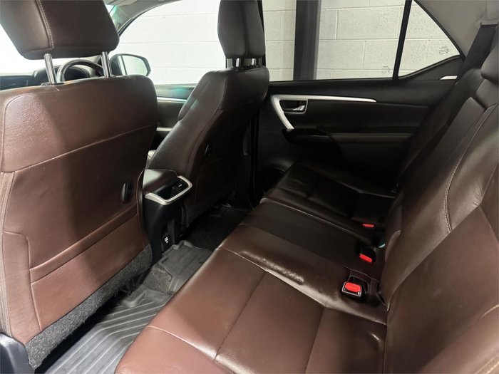 2016 Toyota Fortuner Crusade GUN156R 4X4 Dual Range Glacier White