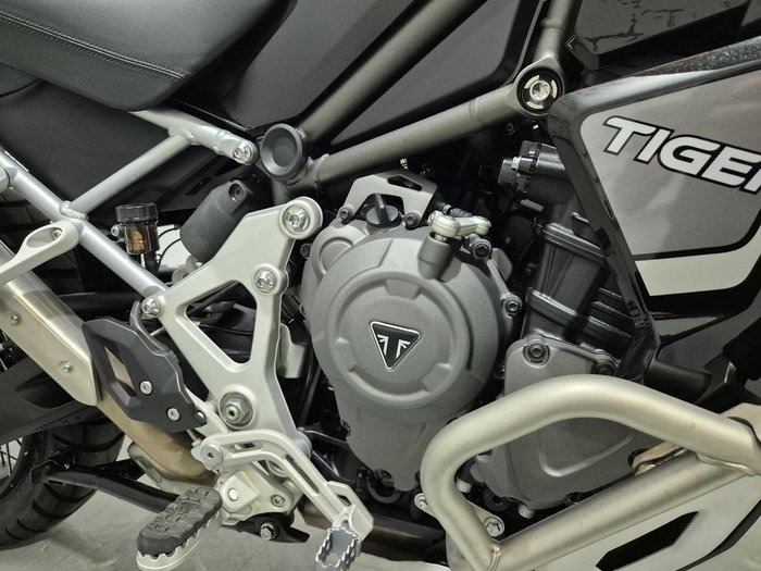 2023 Triumph Tiger 1200 Rally Explorer Tiger Black