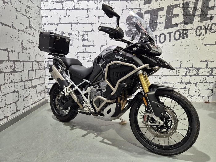 2023 Triumph Tiger 1200 Rally Explorer Tiger Black