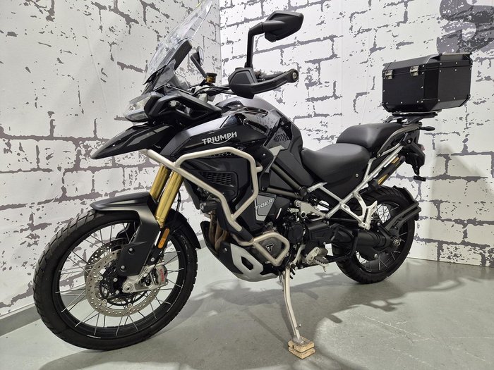 2023 Triumph Tiger 1200 Rally Explorer Tiger Black