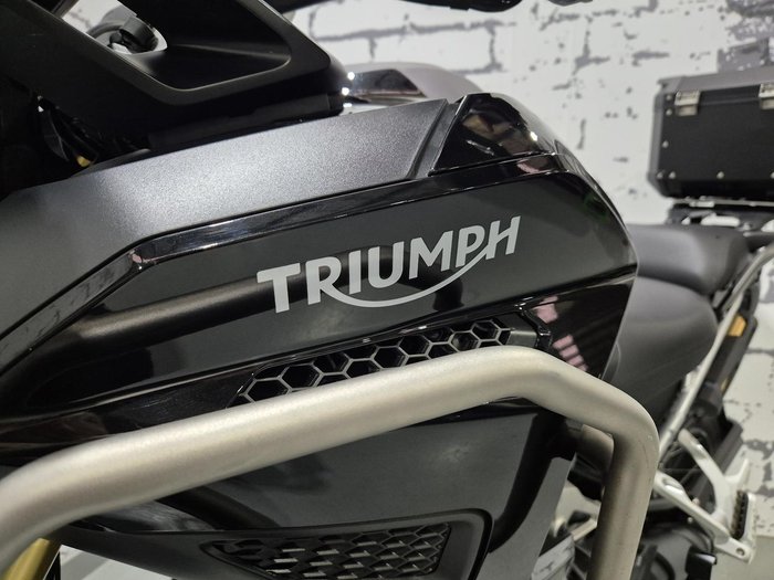 2023 Triumph Tiger 1200 Rally Explorer Tiger Black