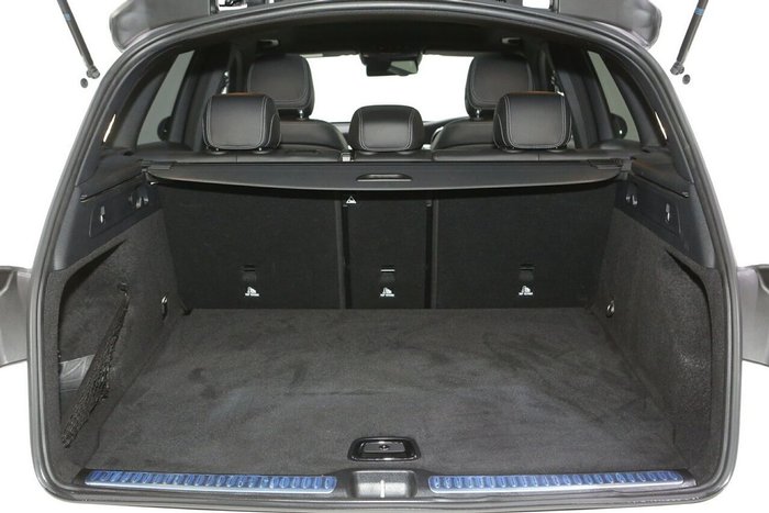 2022 Mercedes-Benz GLC-Class GLC300