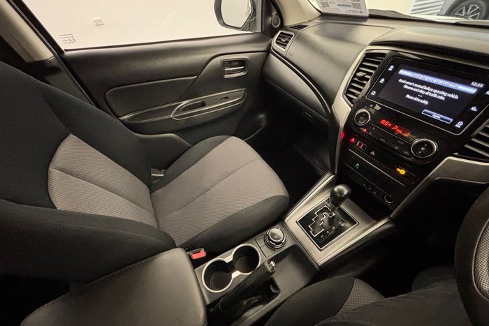 2021 Mitsubishi Triton GLX+