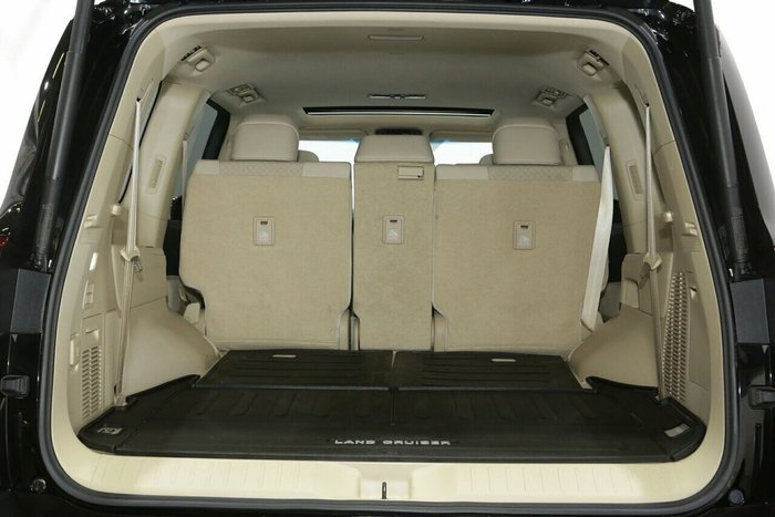 2022 Toyota Landcruiser Sahara