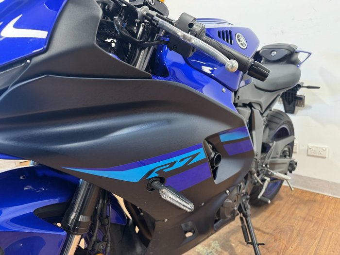 2024 Yamaha YZF-R7LA BLUE