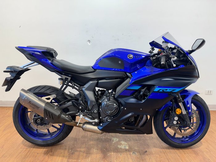 2024 Yamaha YZF-R7LA BLUE