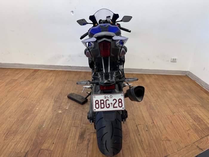 2024 Yamaha YZF-R7LA BLUE