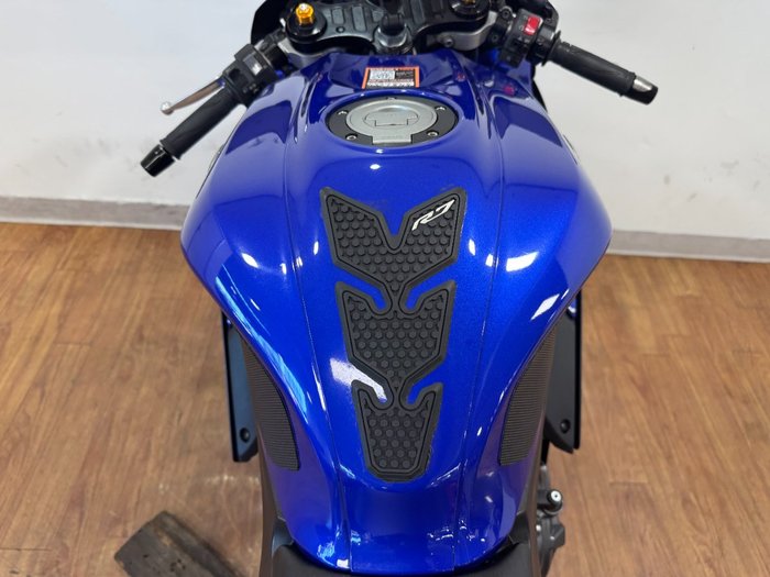 2024 Yamaha YZF-R7LA BLUE