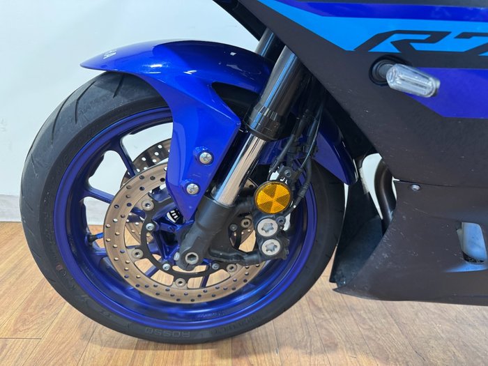 2024 Yamaha YZF-R7LA BLUE