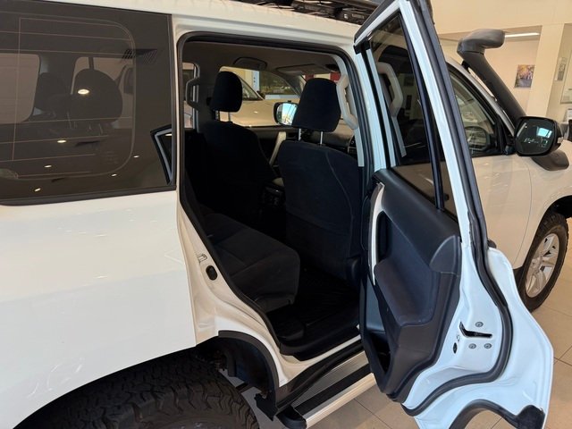 2021 Toyota Prado