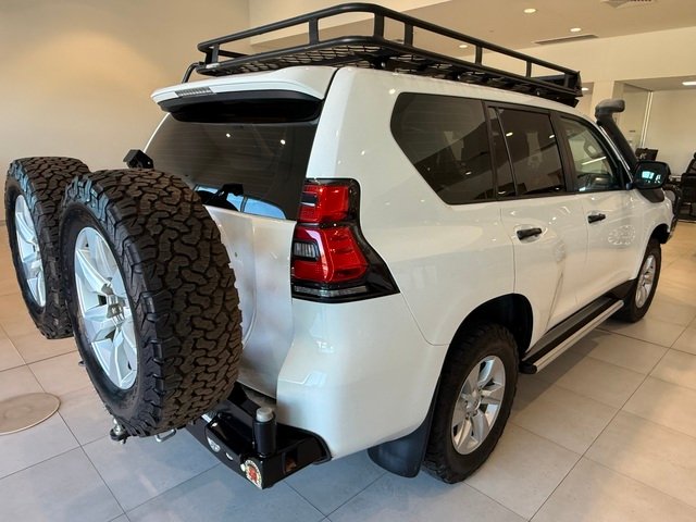 2021 Toyota Prado