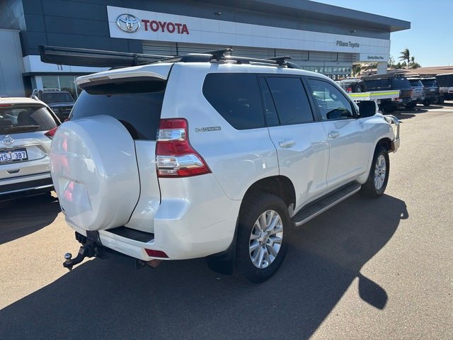 2016 TOYOTA LANDCRUISER