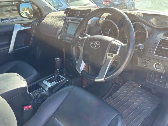 2016 TOYOTA LANDCRUISER