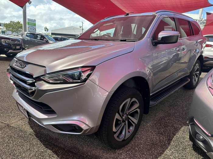 2022 Isuzu MU-X LS-T