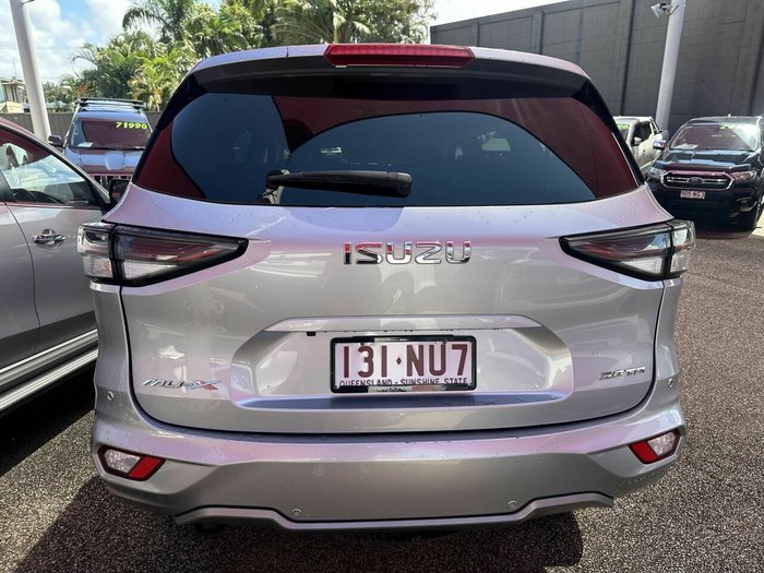 2022 Isuzu MU-X LS-T