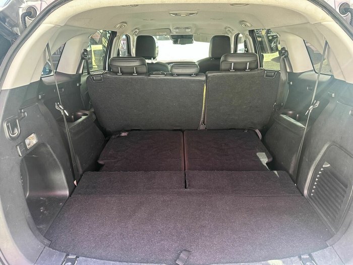 2022 Isuzu MU-X LS-T