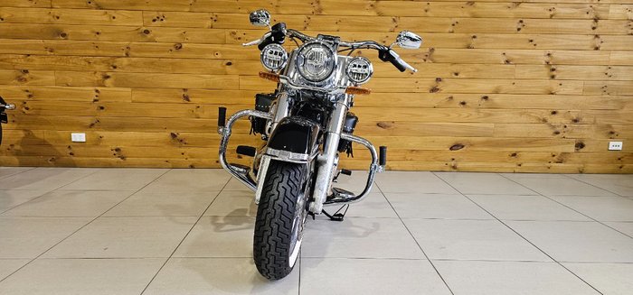 2018 Harley-davidson FLDE DELUXE (107) Black