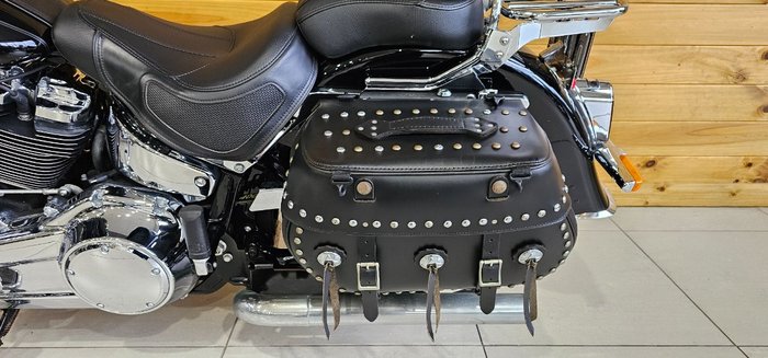 2018 Harley-davidson FLDE DELUXE (107) Black