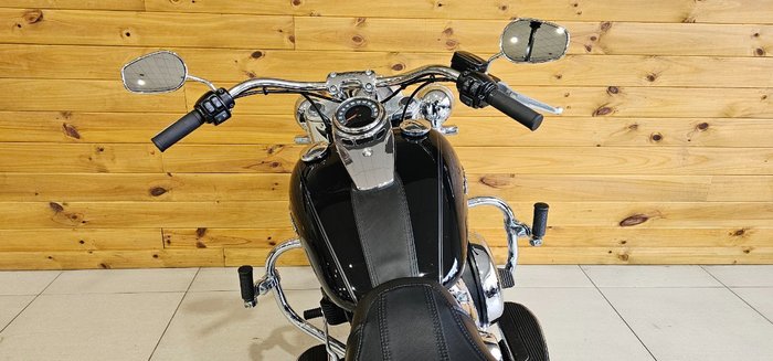 2018 Harley-davidson FLDE DELUXE (107) Black