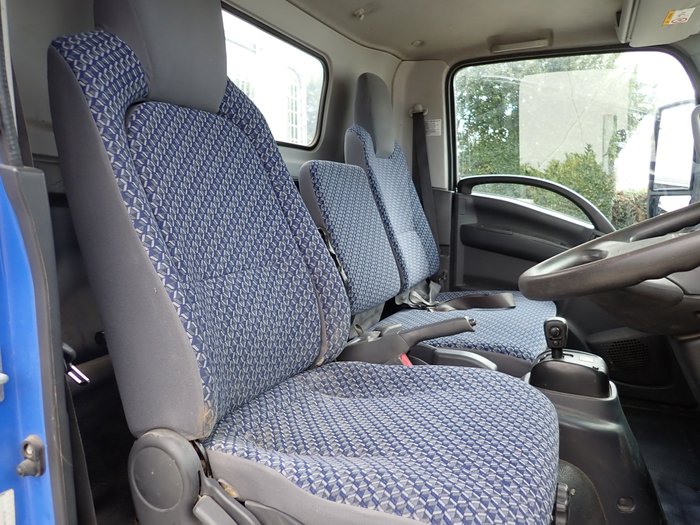 2022 ISUZU NPR 45/55-155 BLUE