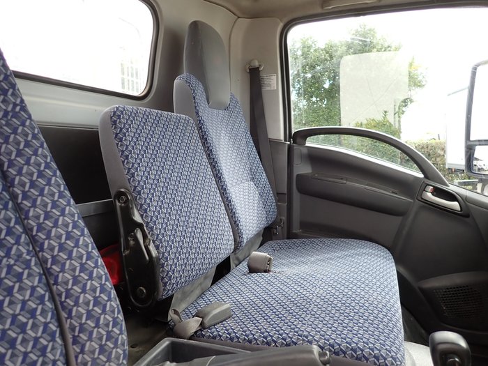 2022 ISUZU NPR 45/55-155 BLUE