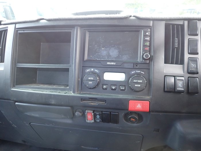 2022 ISUZU NPR 45/55-155 BLUE