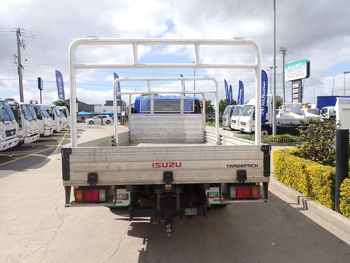 2022 ISUZU NPR 45/55-155 BLUE