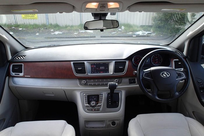 2017 LDV G10 SV7A Obsidian Black