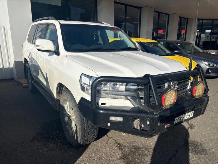 2020 Toyota Landcruiser