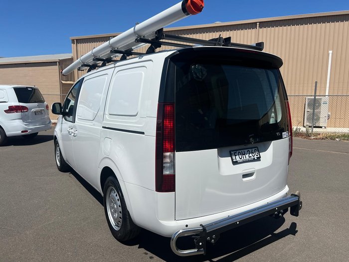 2024 Hyundai STARIA LOAD US4.V3 MY25 Creamy White