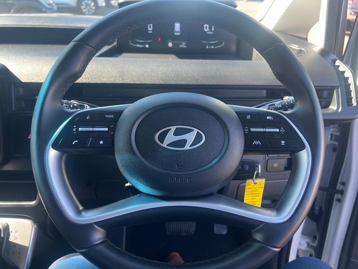 2024 Hyundai STARIA LOAD US4.V3 MY25 Creamy White