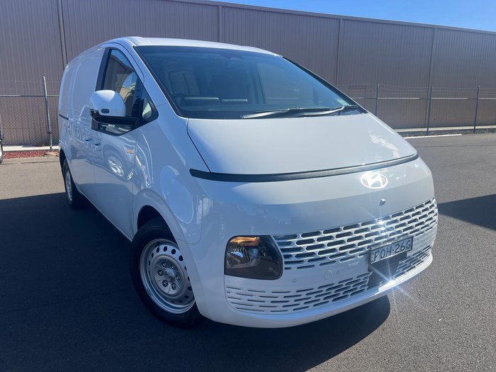 2024 Hyundai STARIA LOAD
