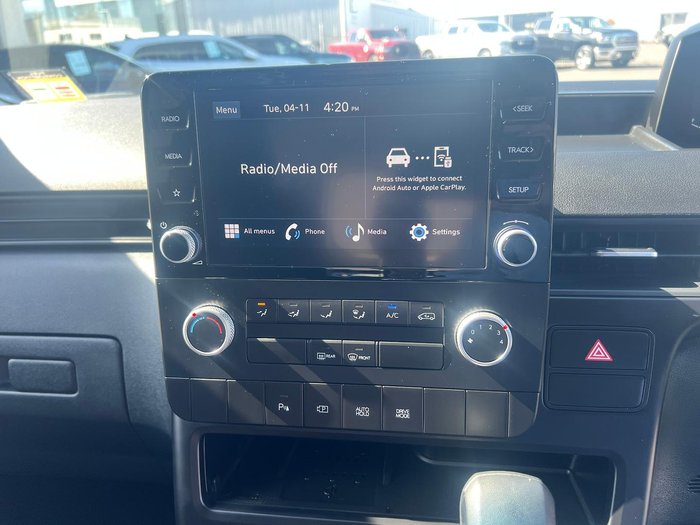 2024 Hyundai STARIA LOAD US4.V3 MY25 Creamy White