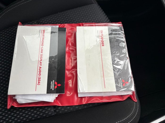 2020 Mitsubishi Outlander ES ZL MY21 AWD White