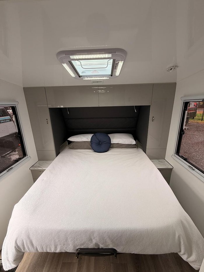 2025 Red Centre Newell Plus 186 Type B (was $114,990 now $99,990)