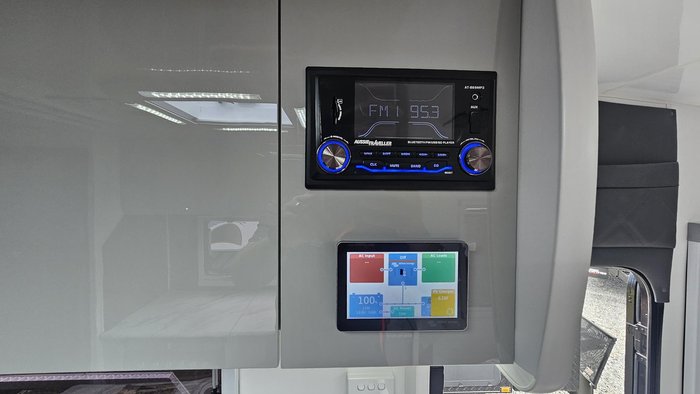 2025 Red Centre Newell Plus 186 Type B (was $112,490 now $105,990)