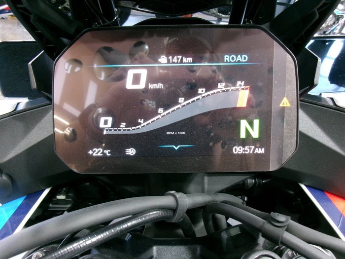 2025 BMW Motorrad M 1000 XR LIGHTWHITE UNI/M MOTORSPORT
