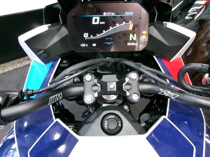 2025 BMW Motorrad M 1000 XR LIGHTWHITE UNI/M MOTORSPORT