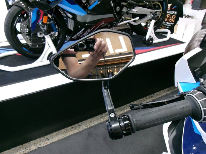 2025 BMW Motorrad M 1000 XR LIGHTWHITE UNI/M MOTORSPORT
