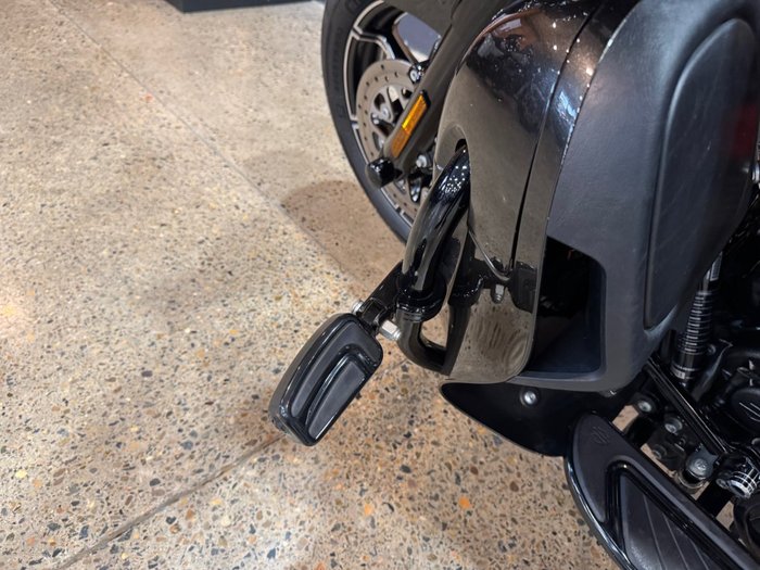 2018 Harley-davidson FLHTKSE CVO LIMITED BLACK
