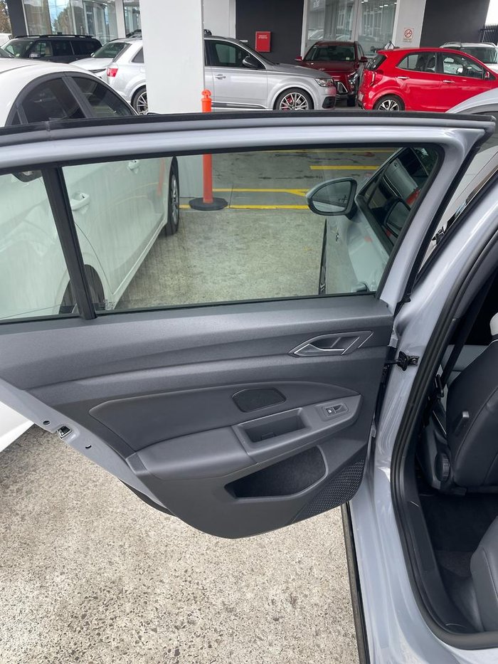 2024 Volkswagen Golf 110TSI R-Line