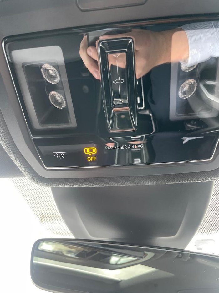 2024 Volkswagen Golf 110TSI R-Line