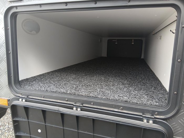 2025 Red Centre Tanami Plus 186 Type B (was $143,990 now $138,990)