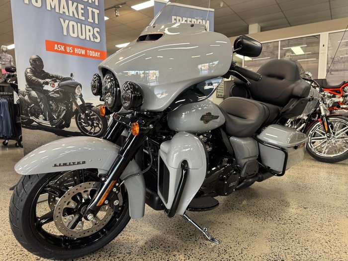 2024 Harley-Davidson Ultra Limited 114 (FLHTK) Touring Grey