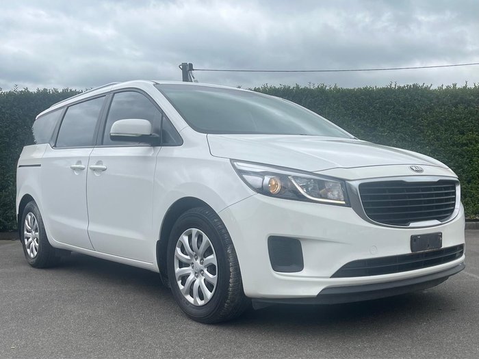 2017 Kia Carnival S