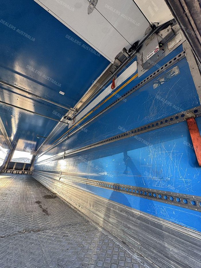 2018 Cartwright Group St3 Tri Axle Fridge Van