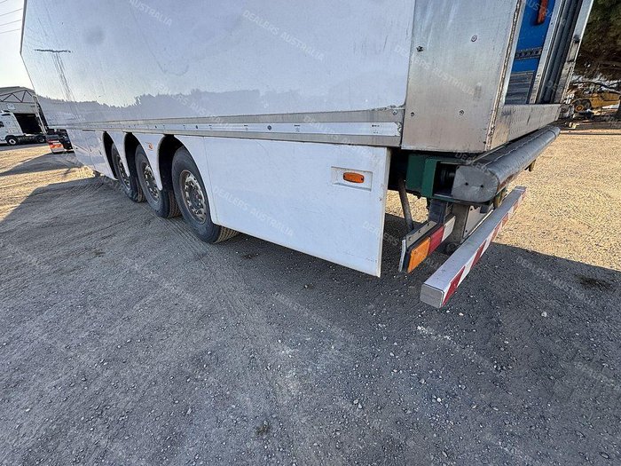 2018 Cartwright Group St3 Tri Axle Fridge Van