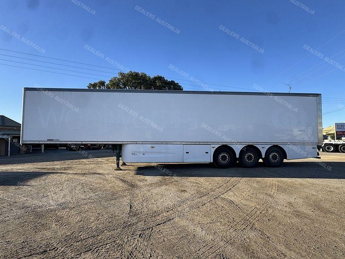 2018 Cartwright Group St3 Tri Axle Fridge Van